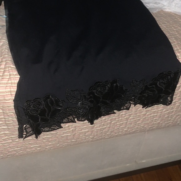 BEBE midi skirt - Picture 2 of 4